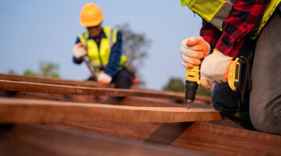 Expert Emergency Roof Repairs services in Helena, AL
